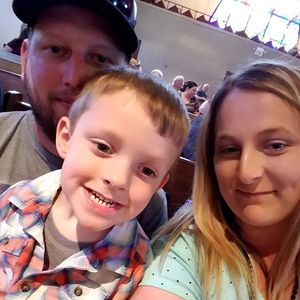 Meet your Posher, Kelly